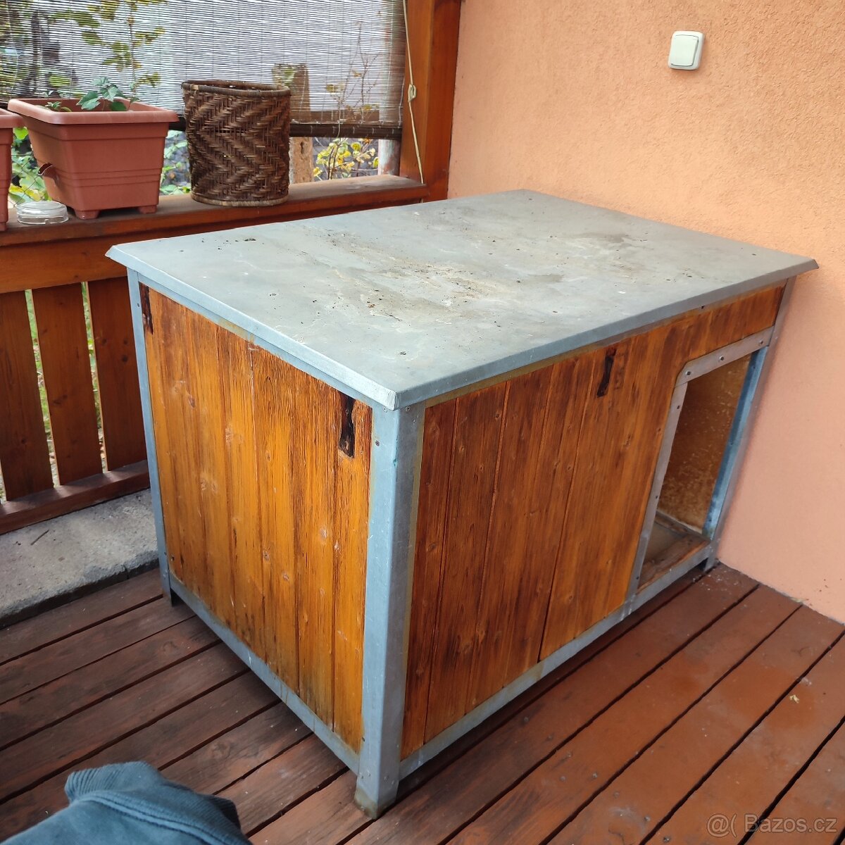 Bouda psí zateplená - 2