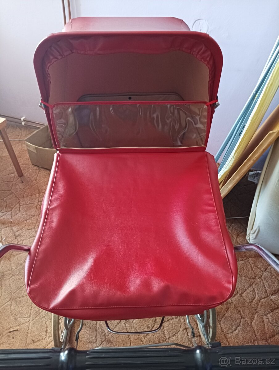 Retro kočárek - 2
