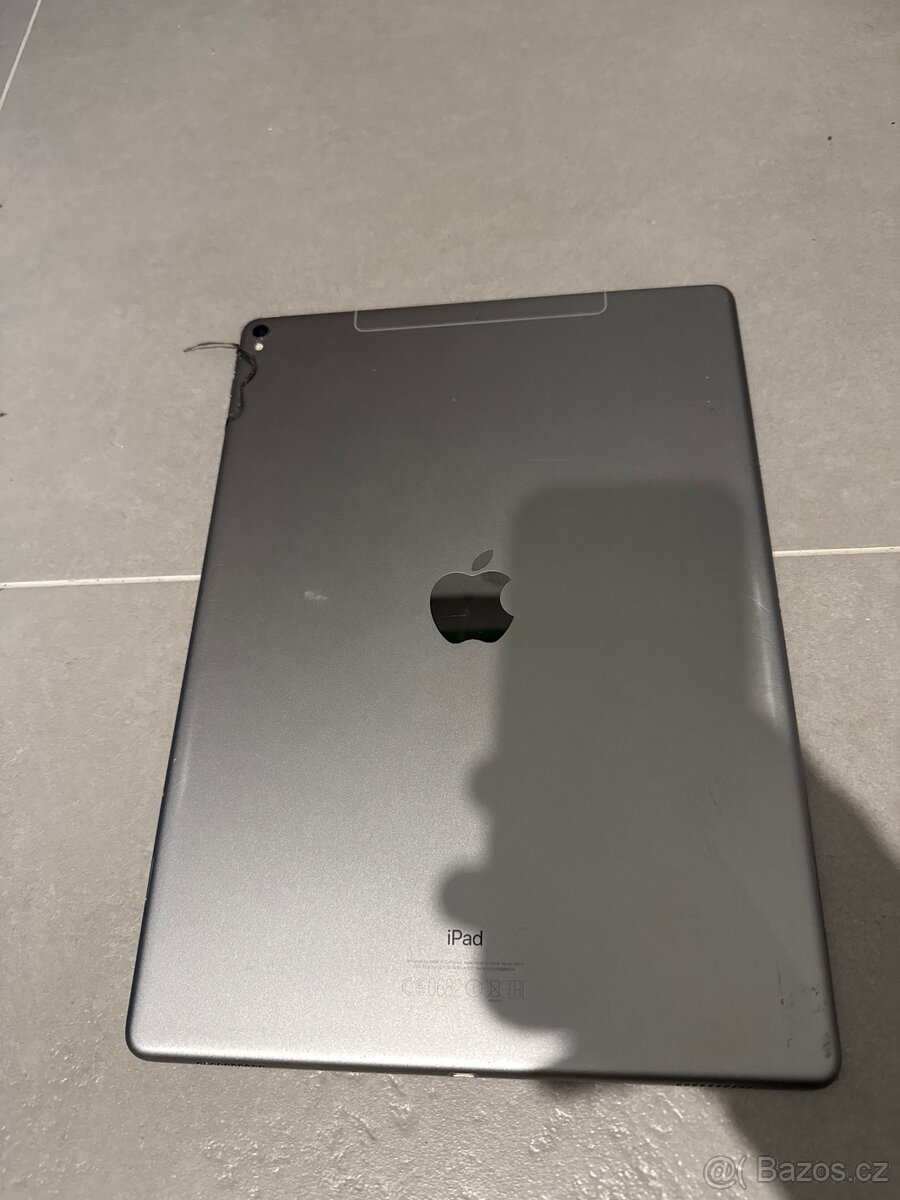 Ipad pro 12,9 A1671 cellular + 512GB na opravu - 2