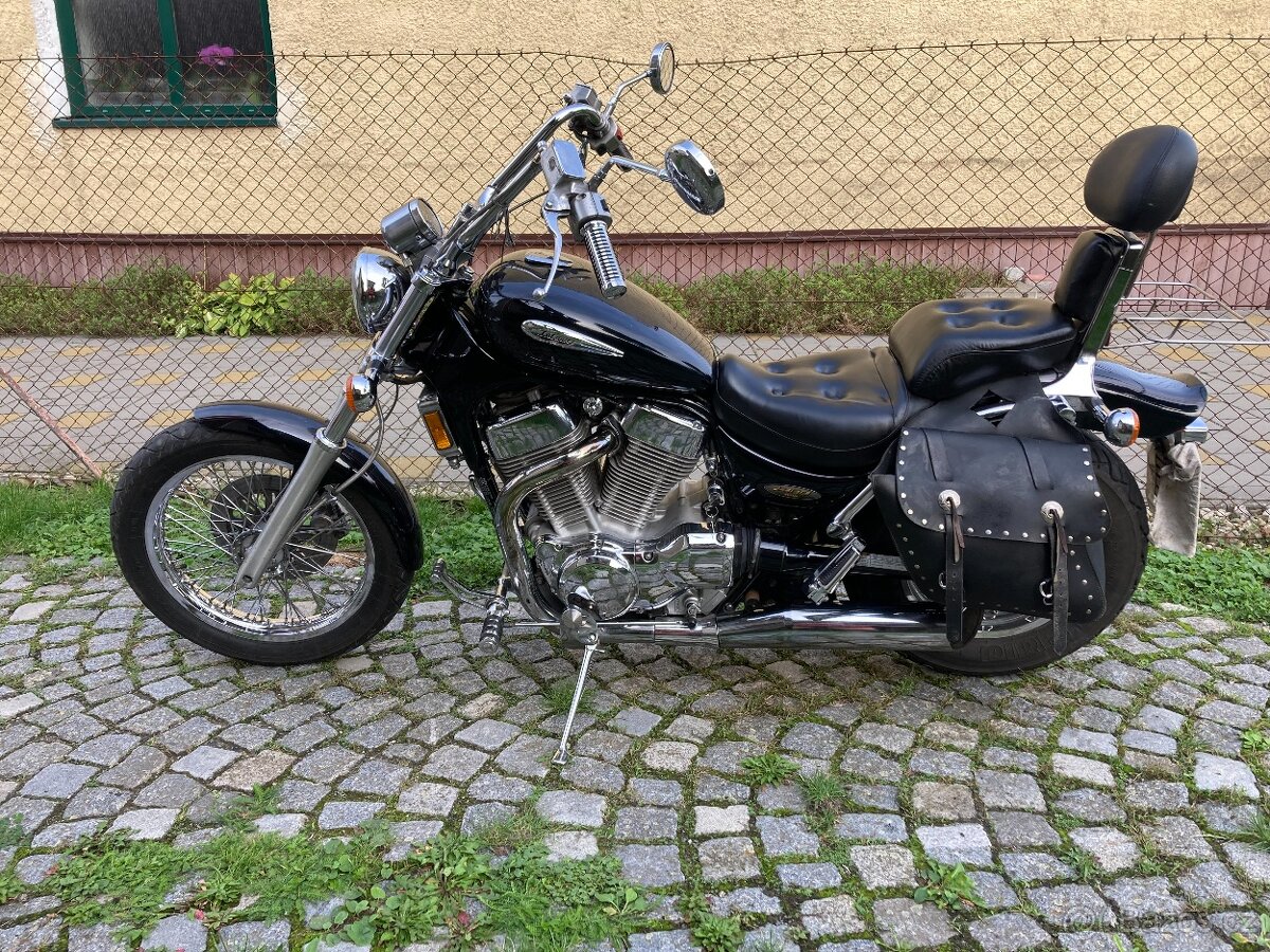 Suzuki Intruder 1400 - 2