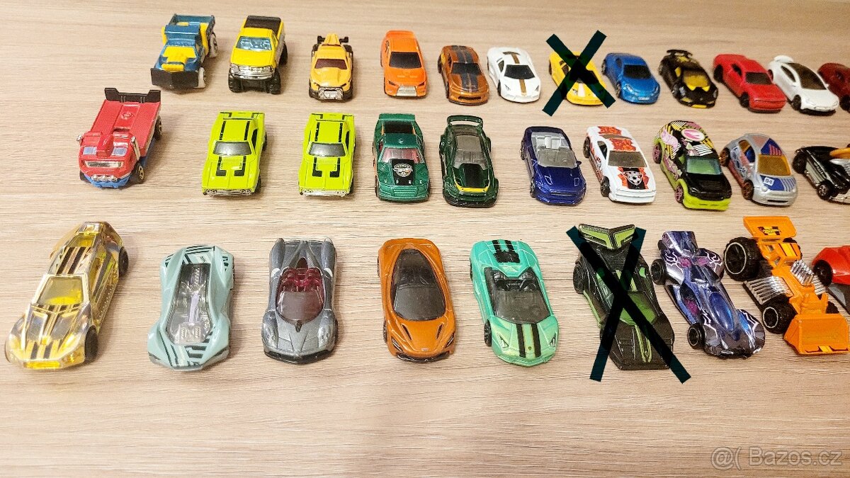Autíčka hot wheels - 2