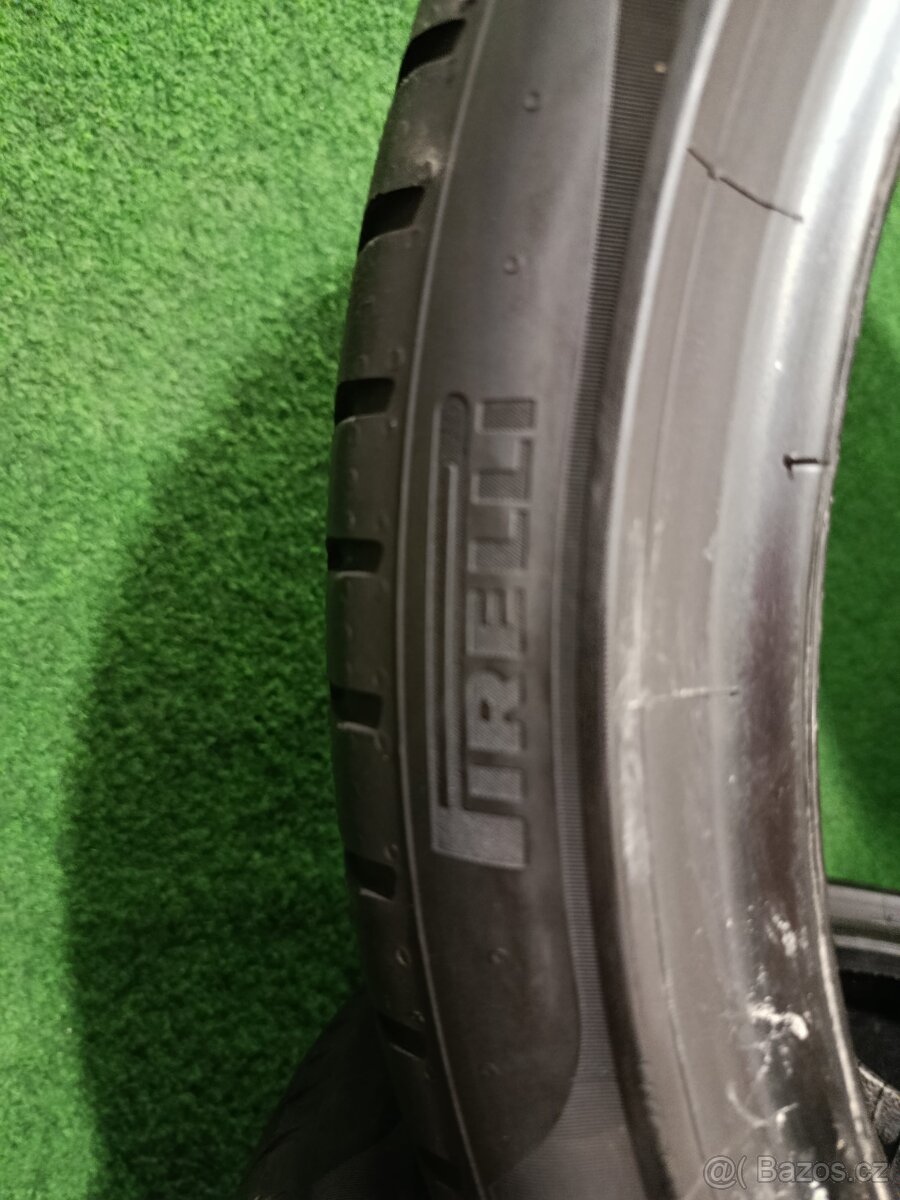 4ks letni 225/40/19 pirelli - 2