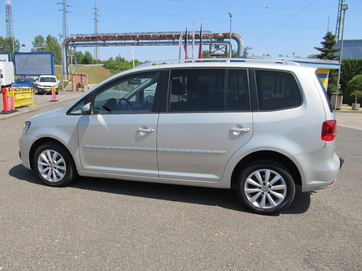 Volkswagen Touran 2.0 TDI 7 míst - 2
