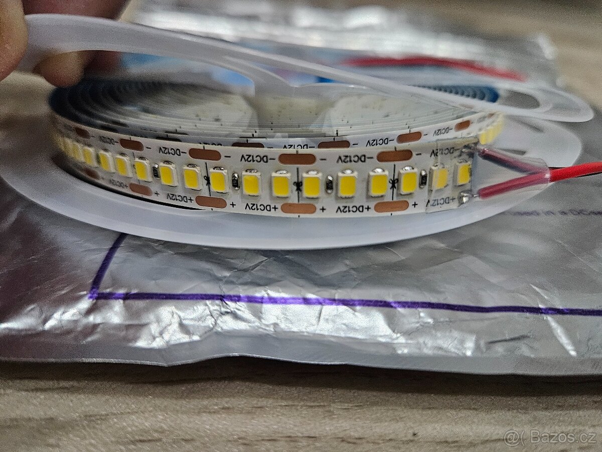 Led pásek 12.6w/m délka 5m neutrální bílá 4000K - 2