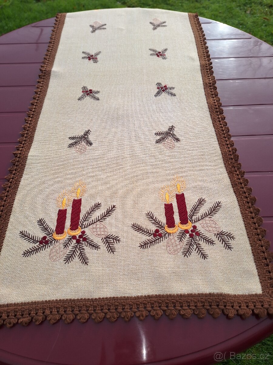 VÁNOČNÍ DEČKA NA STŮL vel. 98cm/38cm - 2