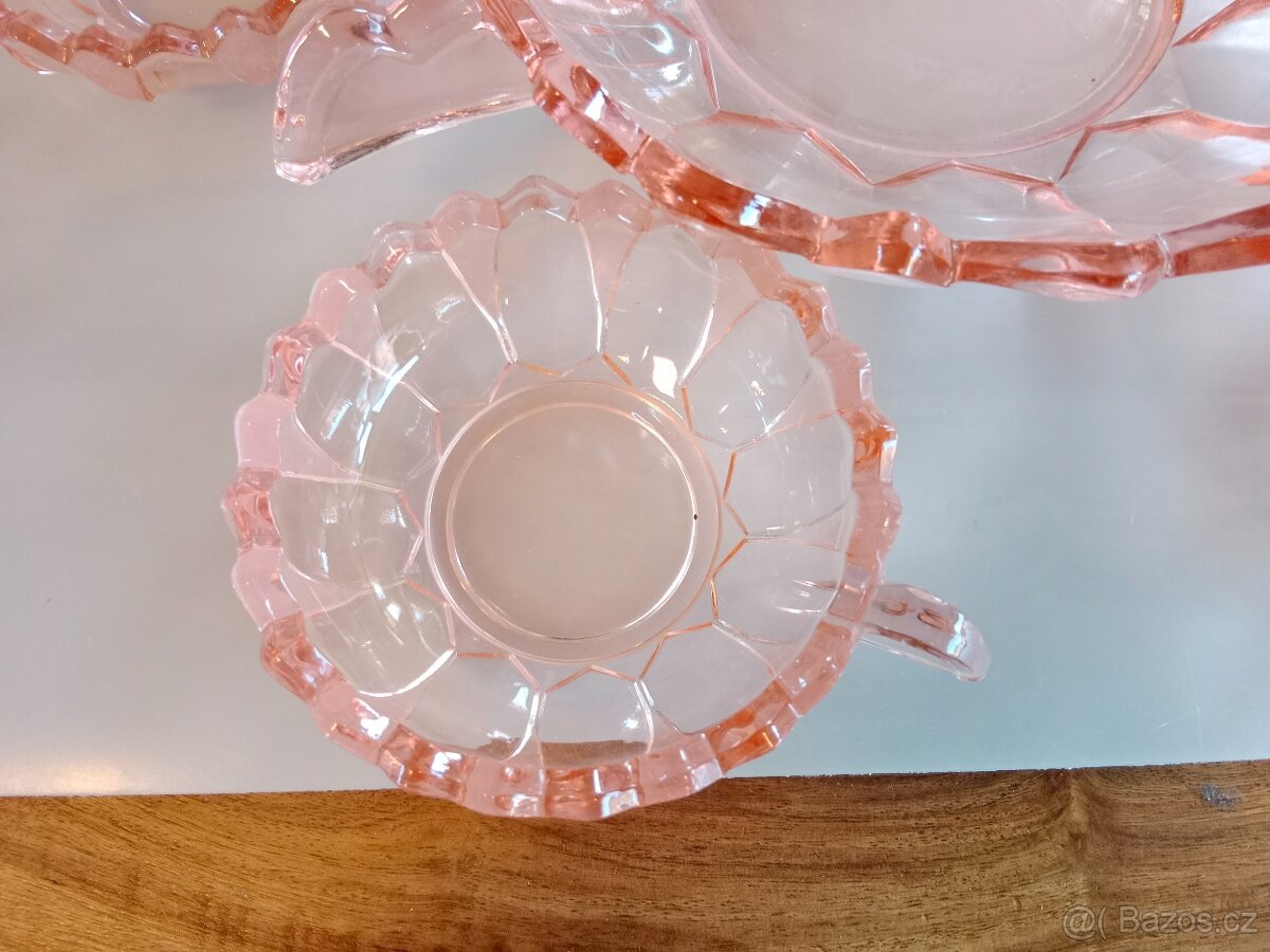 Art deco skleněná růžová souprava - 2