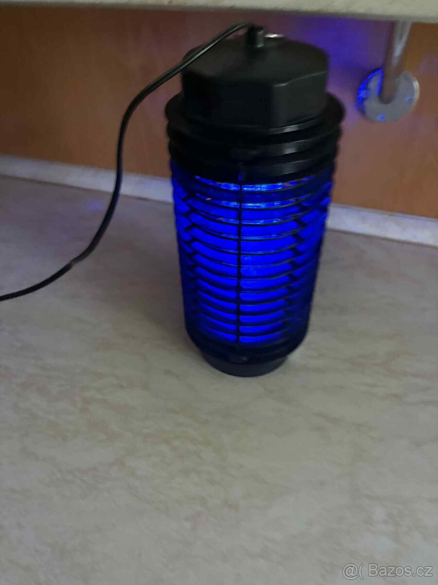 elektrický lapač hmyzu - 2