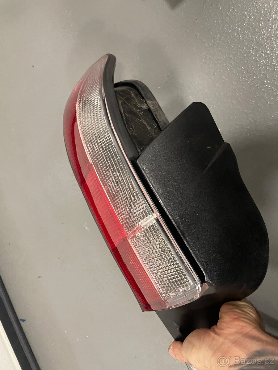 BMW Z3 - zadní světla - 2