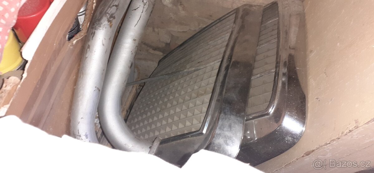 Náhradní díly - 2