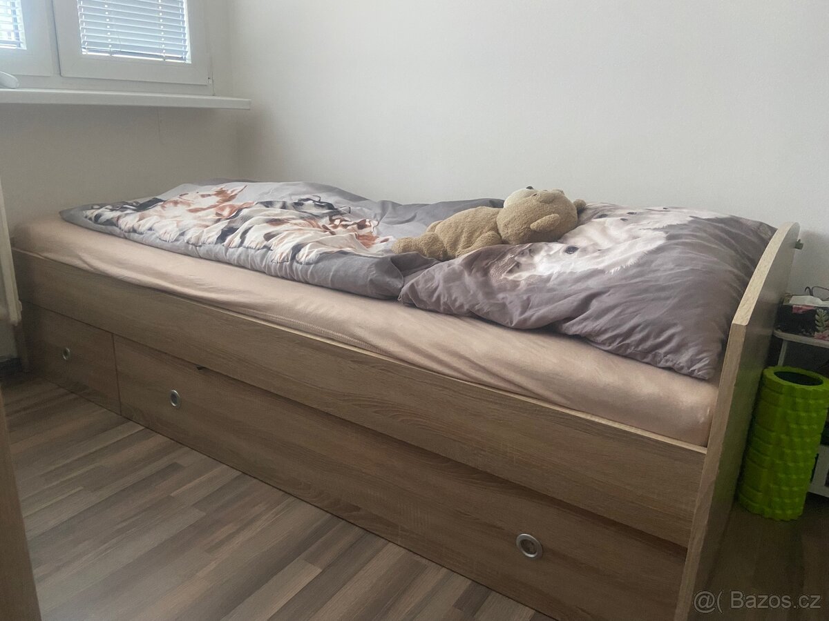 Postel s úložným prostorem - 2