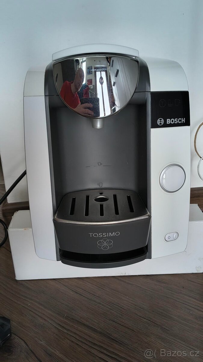 Prodám kapslový kávovar Bosh Tassimo - 2