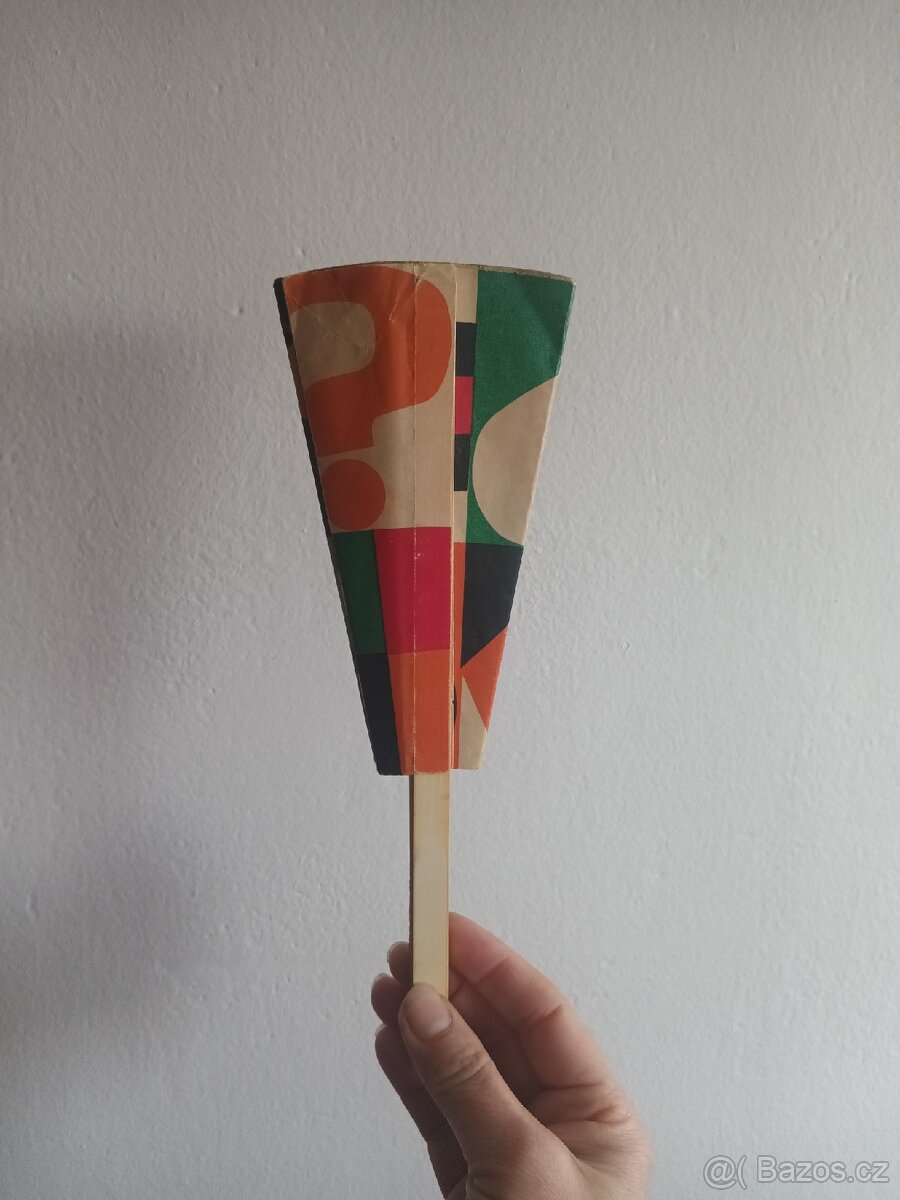 Retro vějíř 70 léta - 2