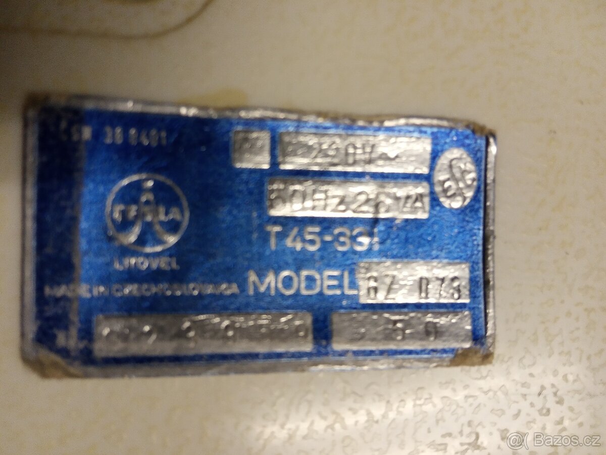 Starý retro gramofon - 2