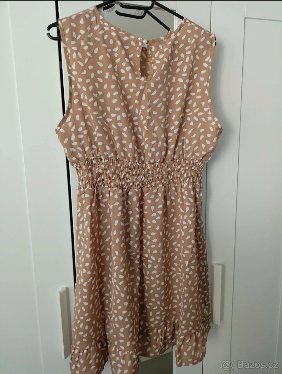 Krátké letní šaty - 2