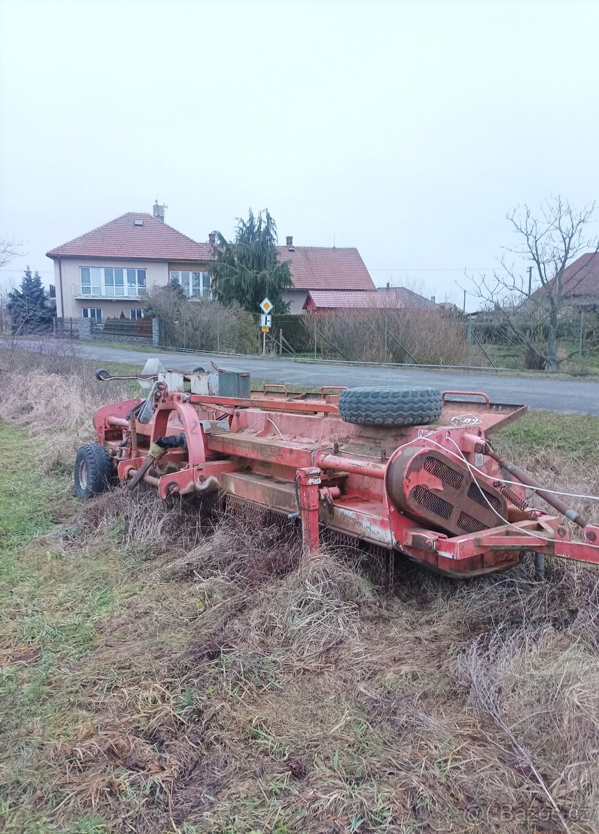 Mulčovač Kuhn NK 4801 - 2