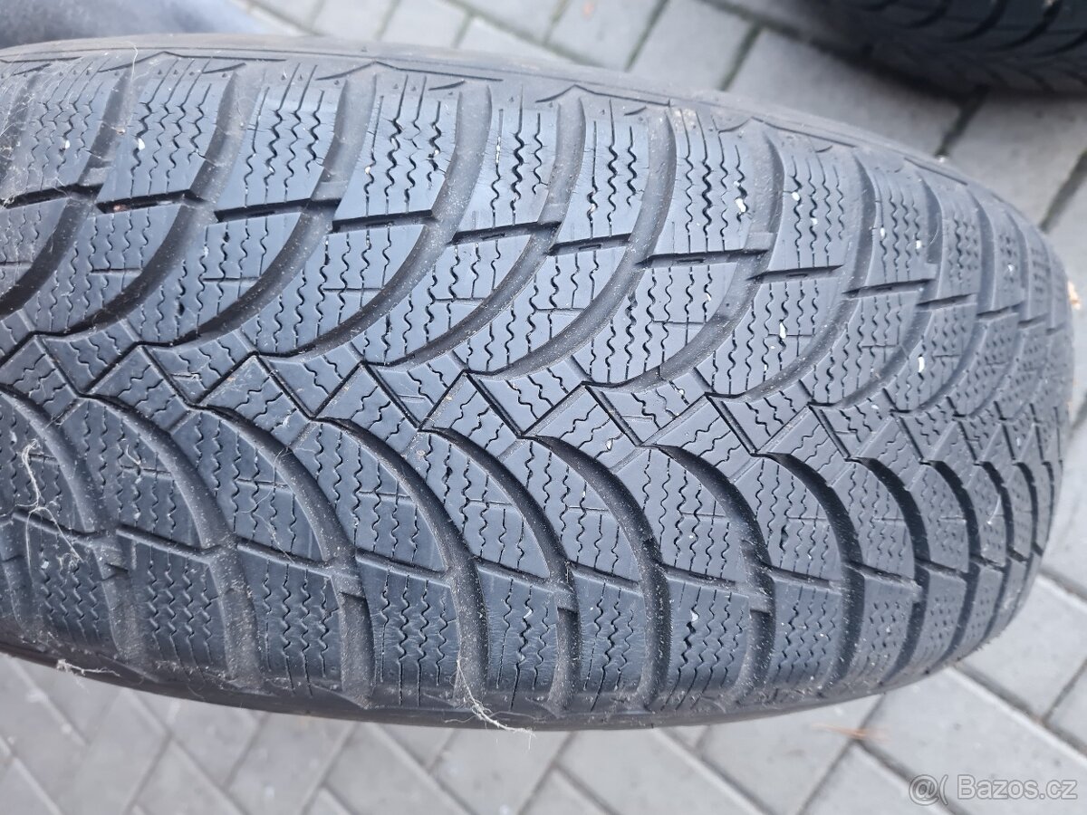 Zimní pneu 195/60R16 - 2