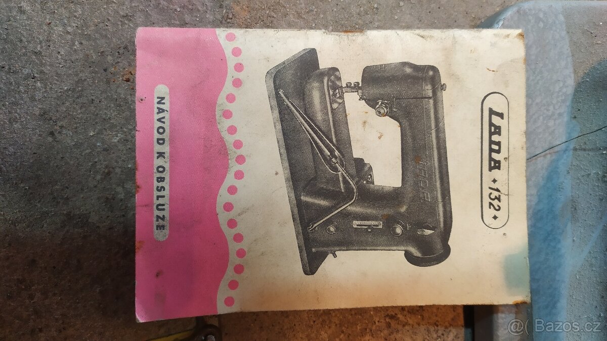 Šici stroj Lada,elektricky- rok cca 1960 - 2
