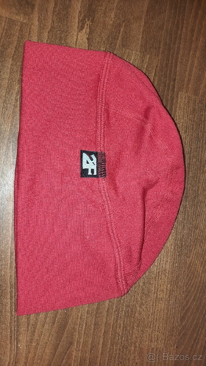 Dětská čepice pod helmu - 2