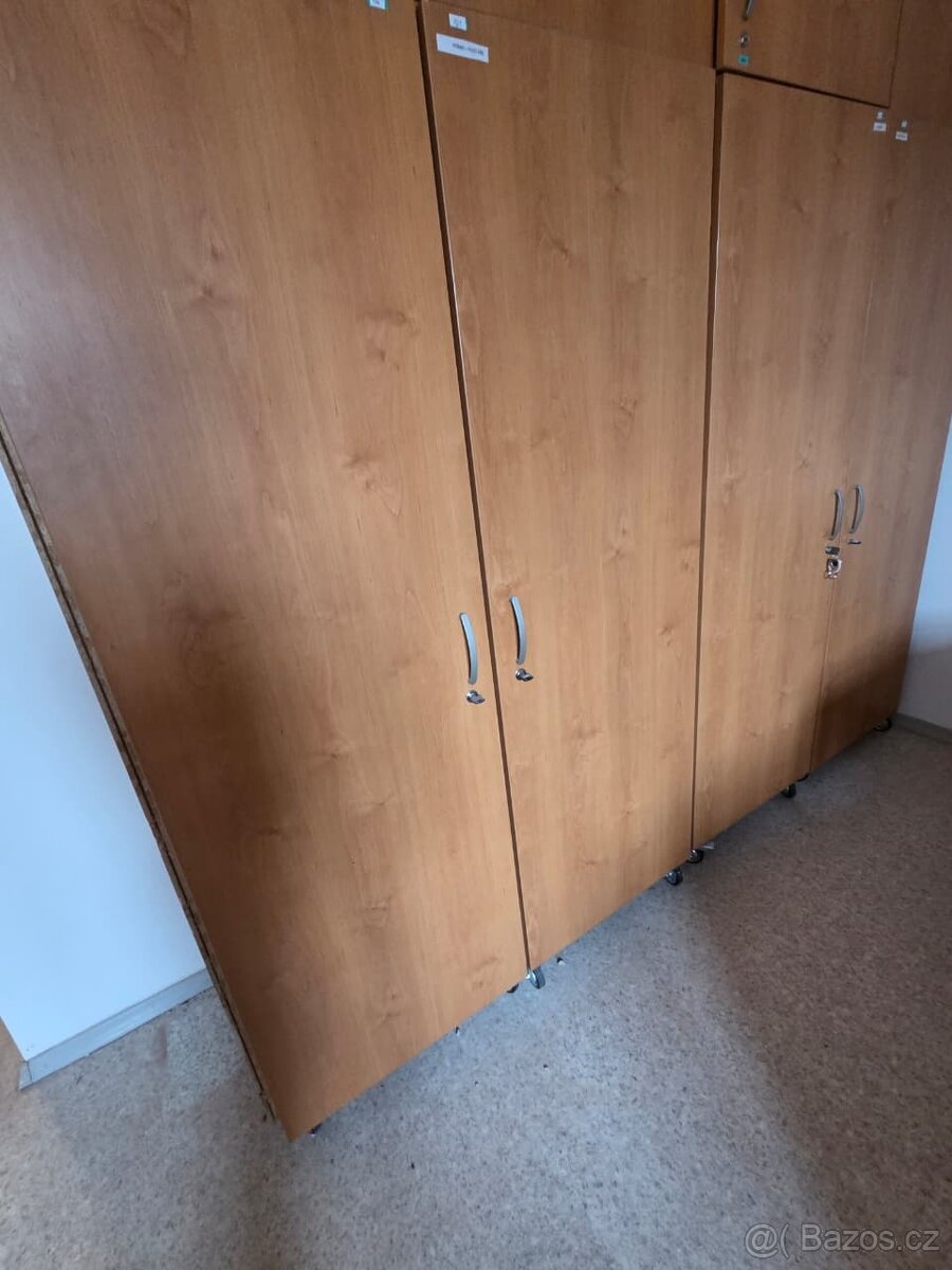 Skříně na kolečkách - 2