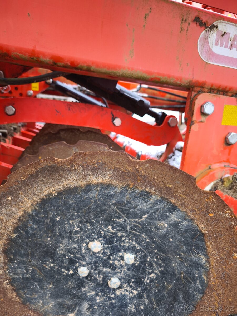 Disky, diskovy podmitac - 2