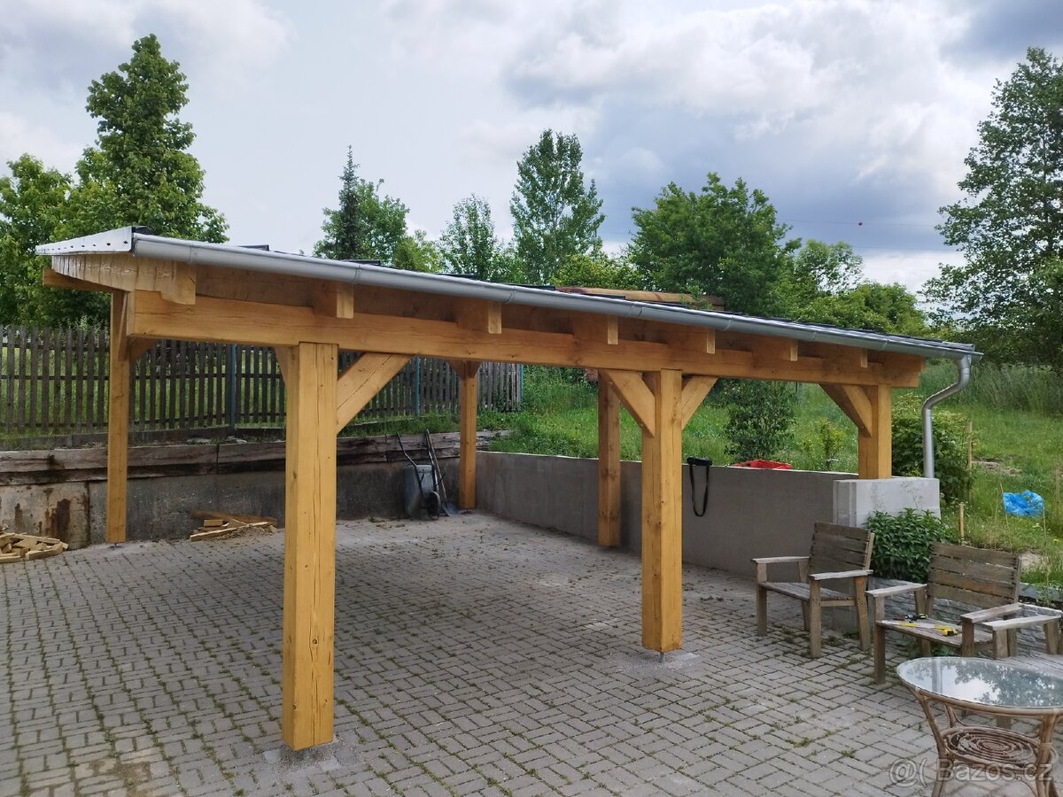 Garážové stání 650x700cm - 2