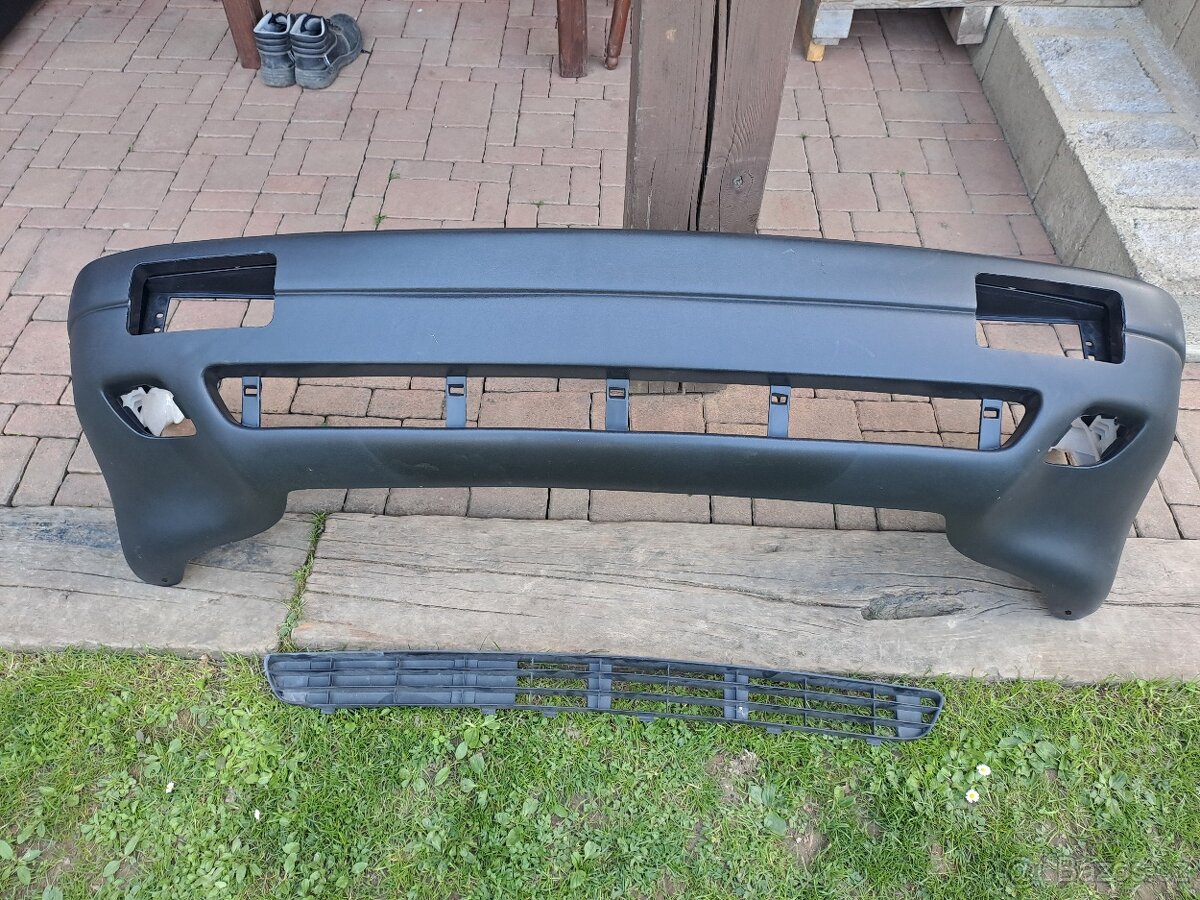 Audi 80 B3 přední nárazník - 2