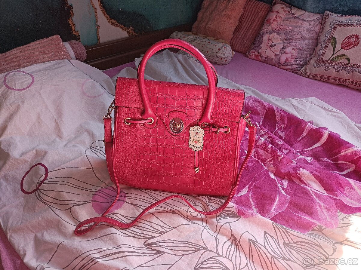 Růžová kabelka - 2
