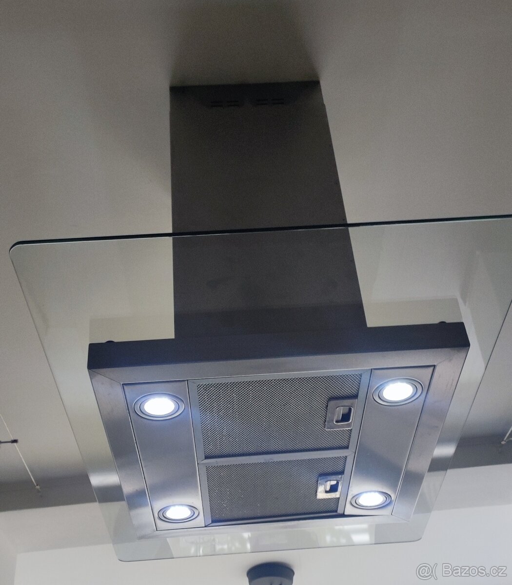 Ostrůvková digestoř - 2