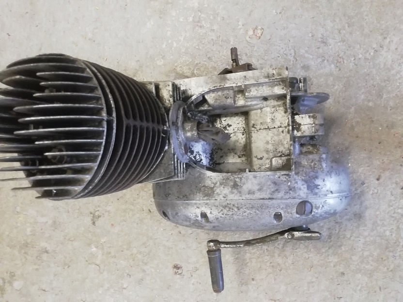 ČZ 175 motor - 2