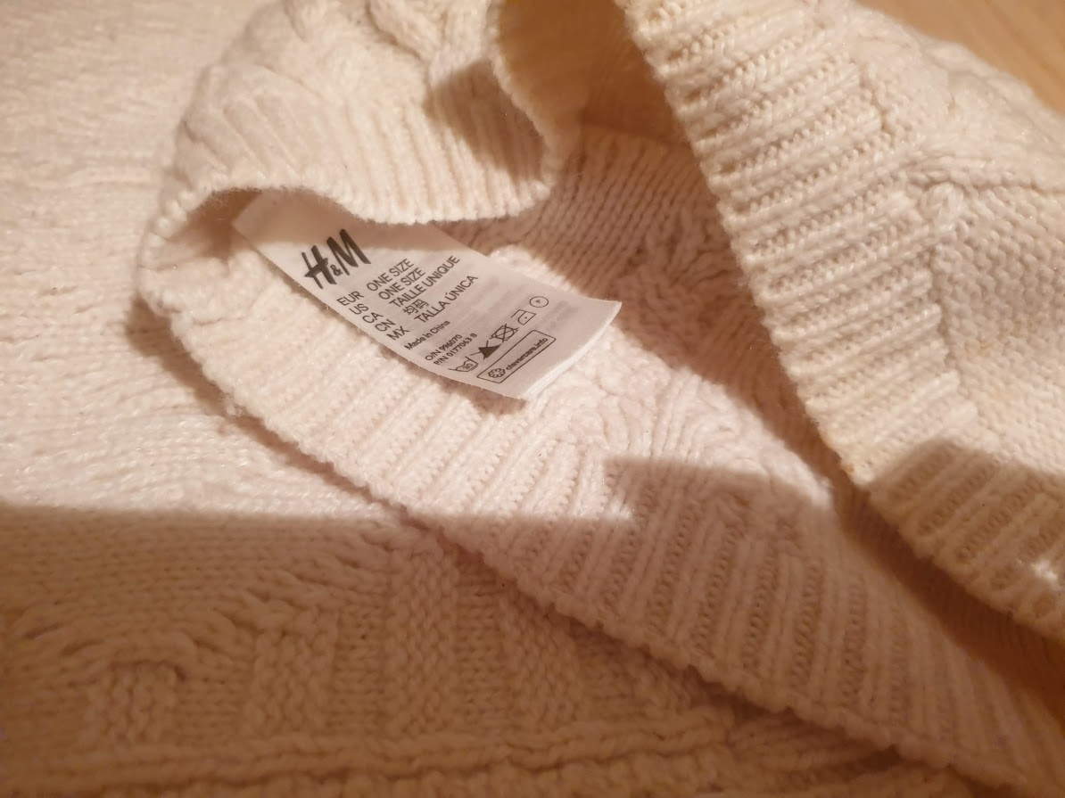 Zimní čepice-mix, bílá souprava čepice+šály z H&M - 2