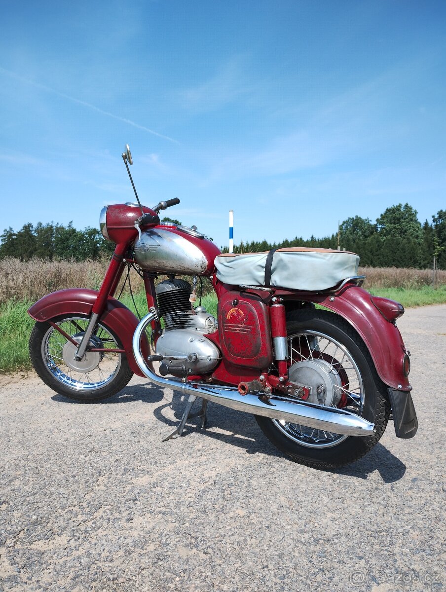 Původní jawa kývačka 250/353 1957 po kompletní renovaci - 2