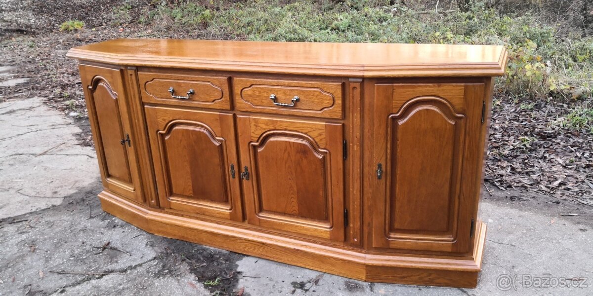 Masivní rustikální dlouhá komoda - 2