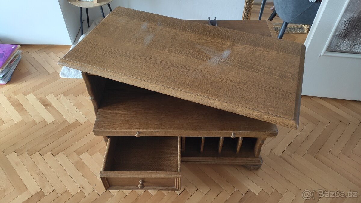 Gramofonová / televizní skříňka - 2