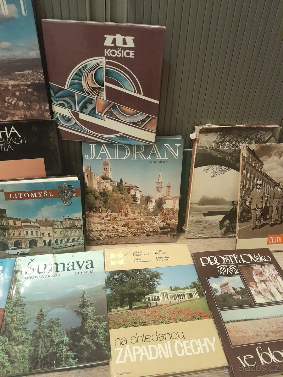 Knihy regionů,budovatelské. - 2