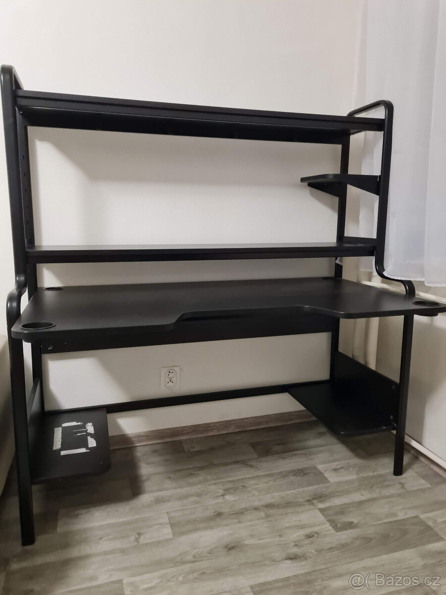 Fredde IKEA stul herni - 2