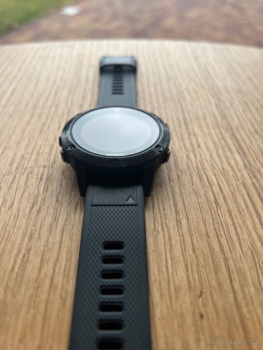 Garmin Fenix 5 Sapphire - 2