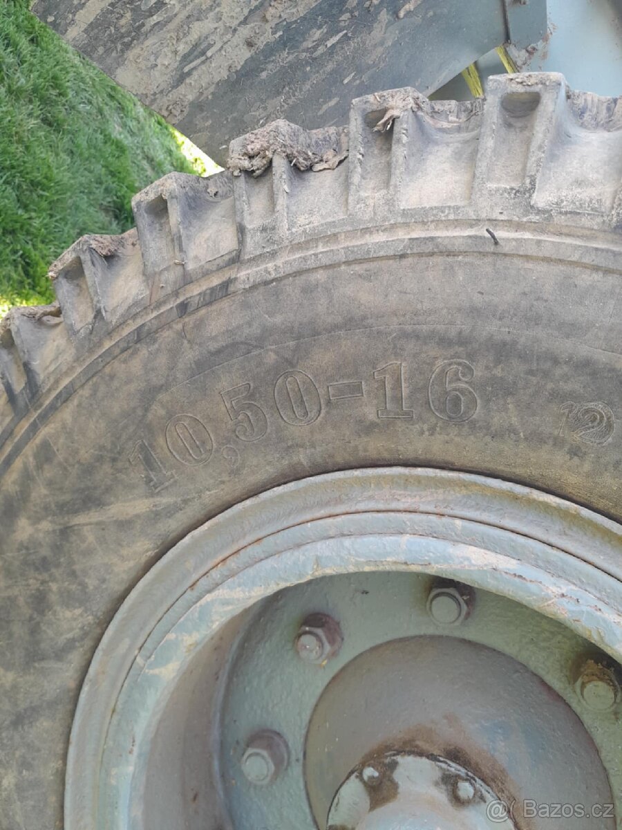 Jednonapravová brzděna kára za traktor - 2