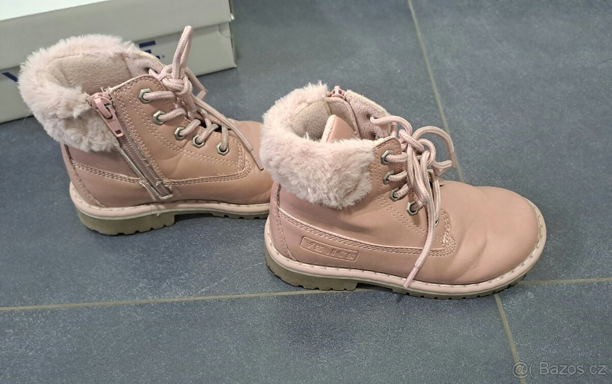 Zimní dívčí obuv - 2