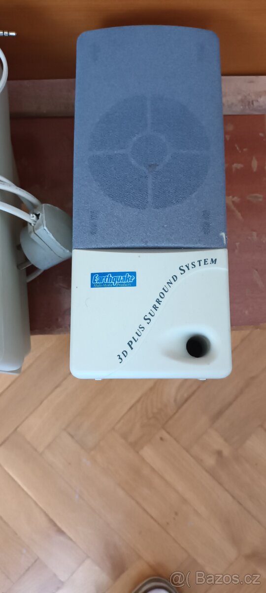 Dva reproduktory - 2