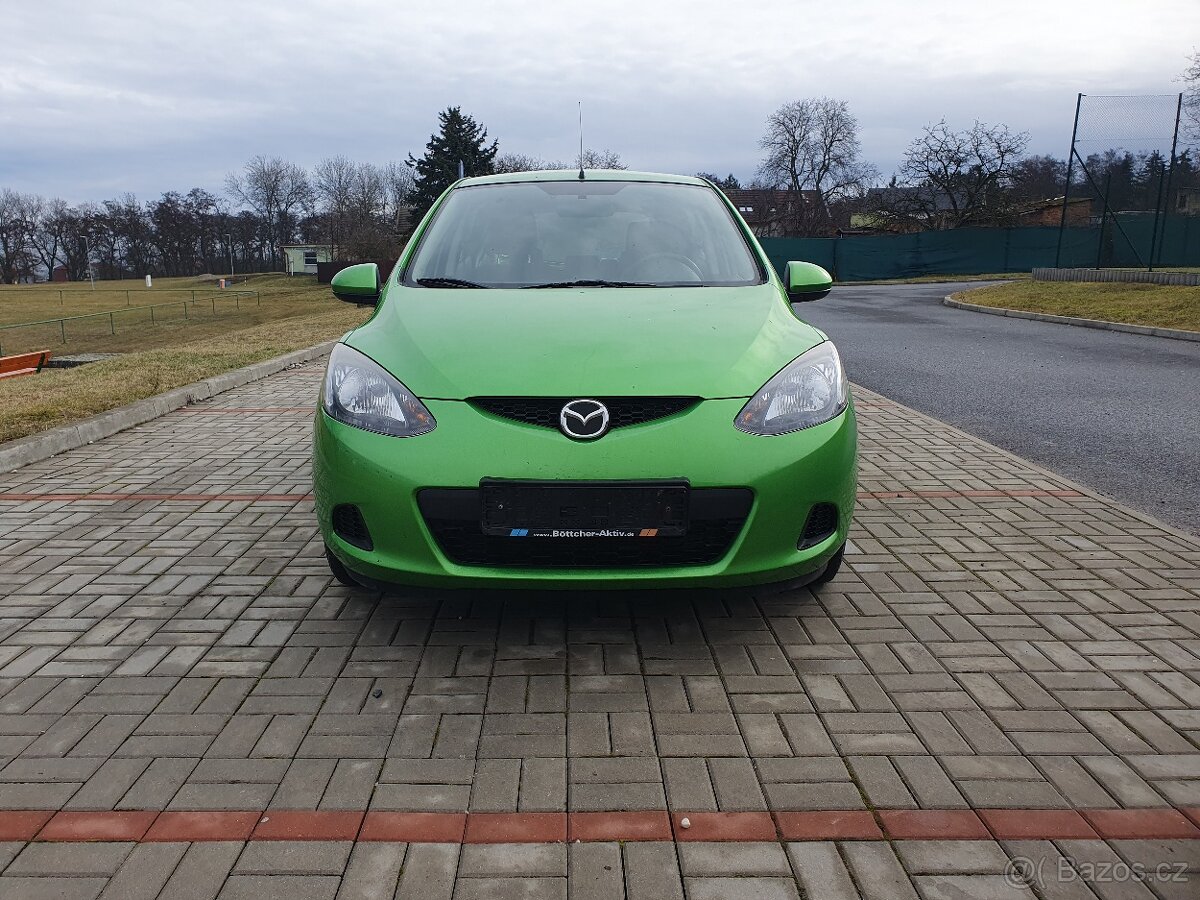Mazda 2. 1.3i nová stk - 2
