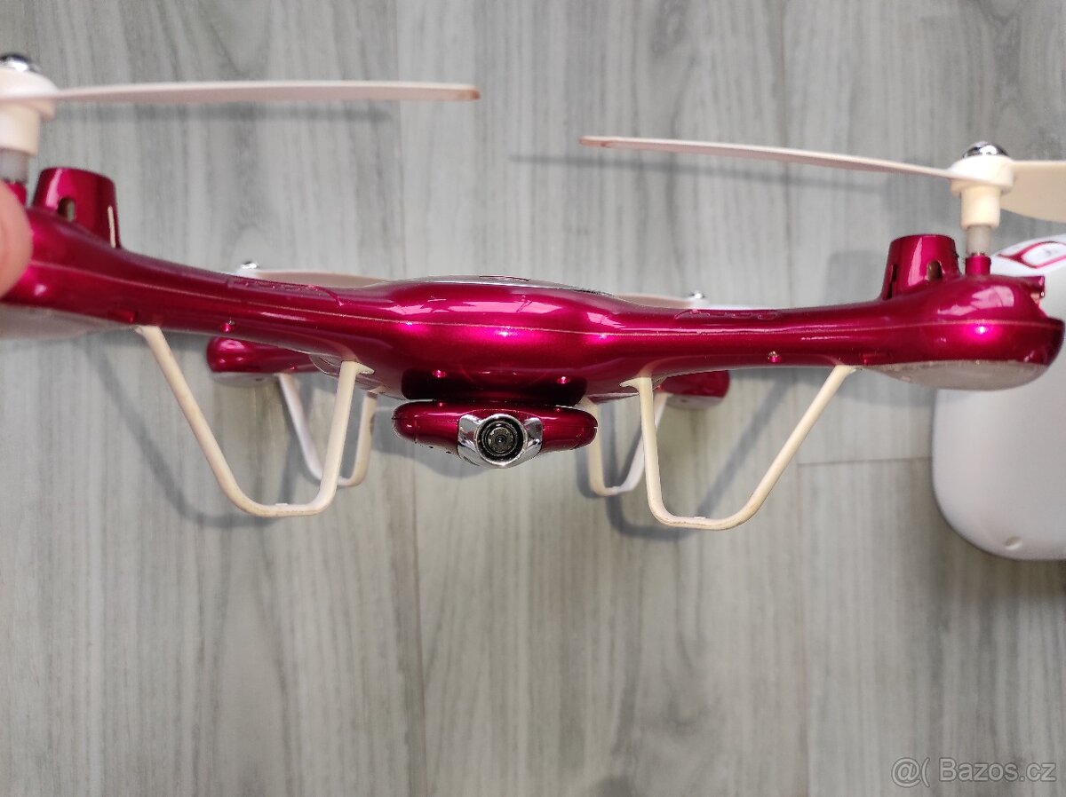 Dron zn. SYMA X5UW - 2