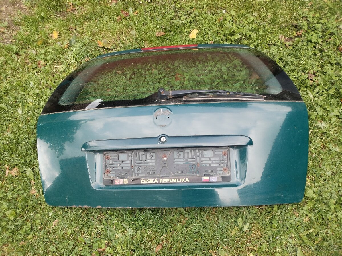 Octavia kombi páté dveře - 2