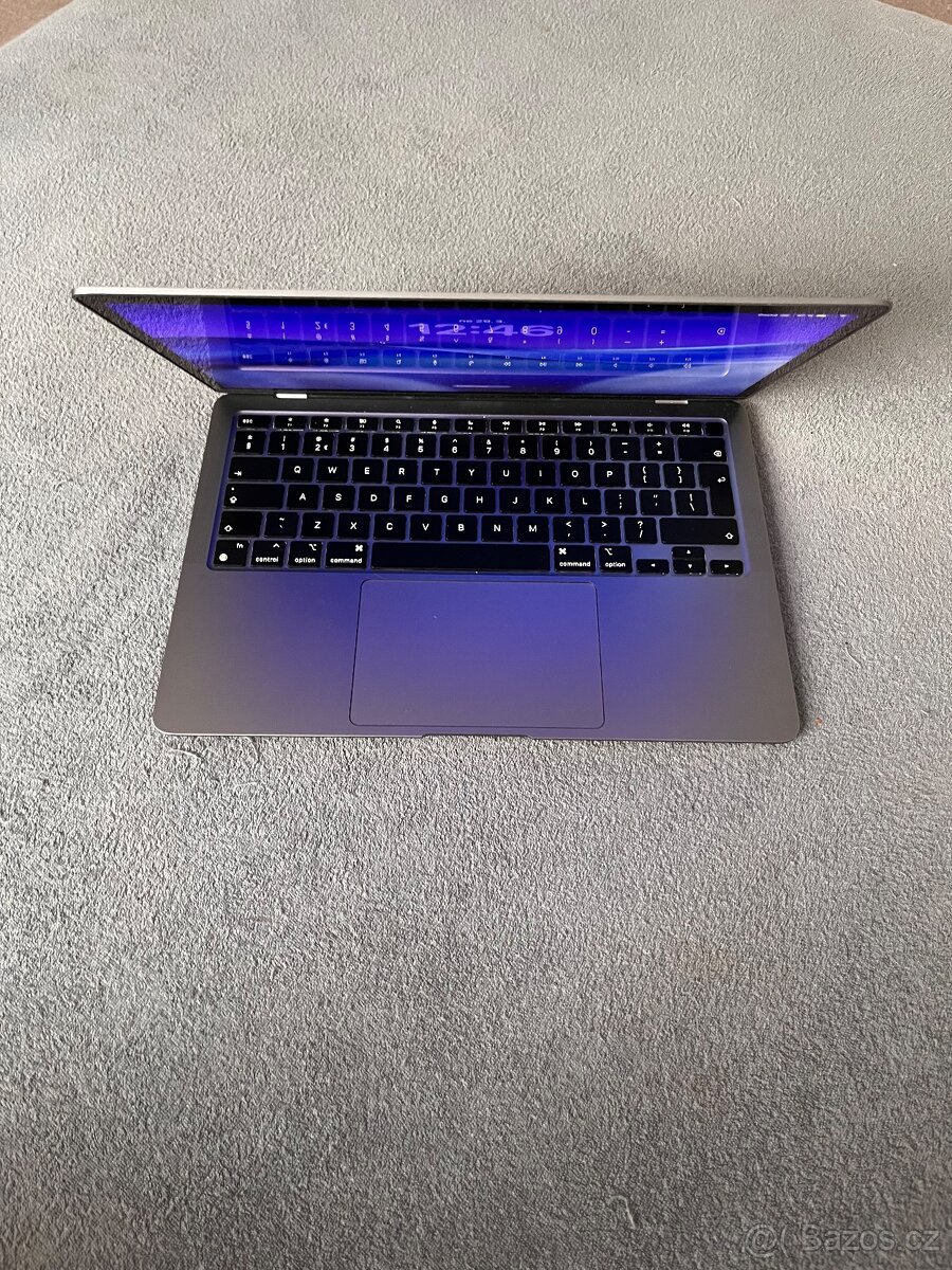 Apple MacBook Air M1 2020 - 2