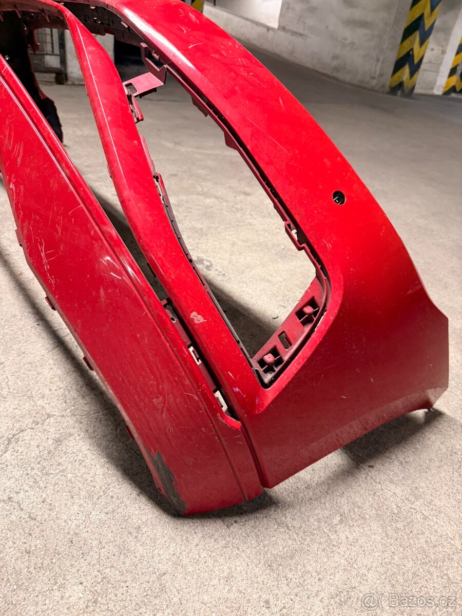 Volkswagen PASSAT B8 (přední nárazník) - 2