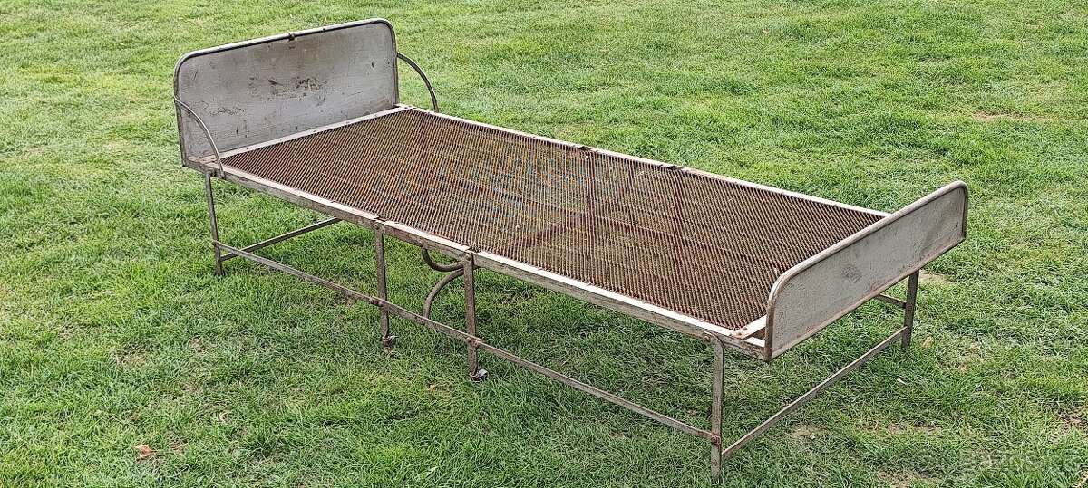 Prodám skládací postel - 2