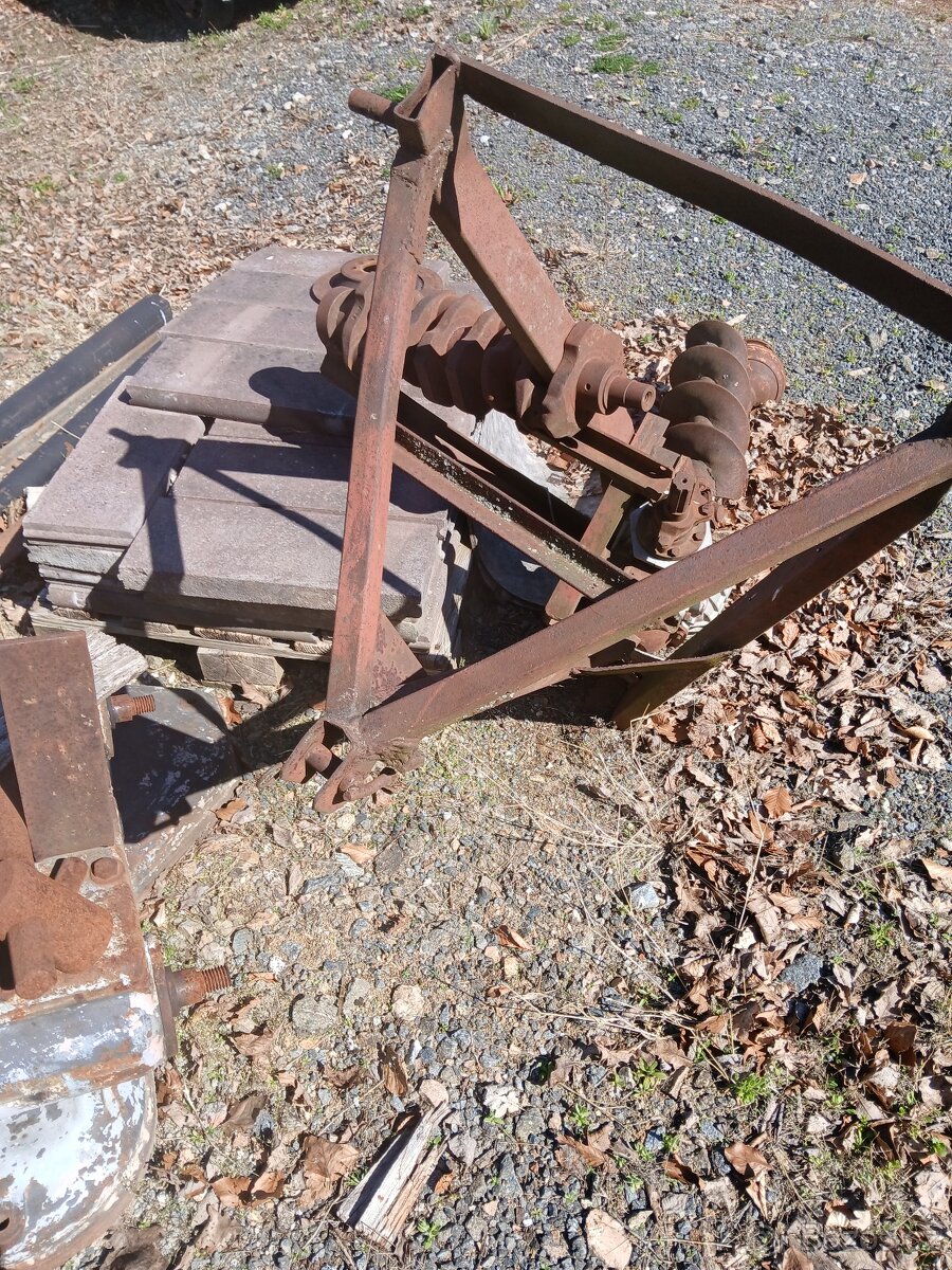 Prodám vrták za traktor - 2