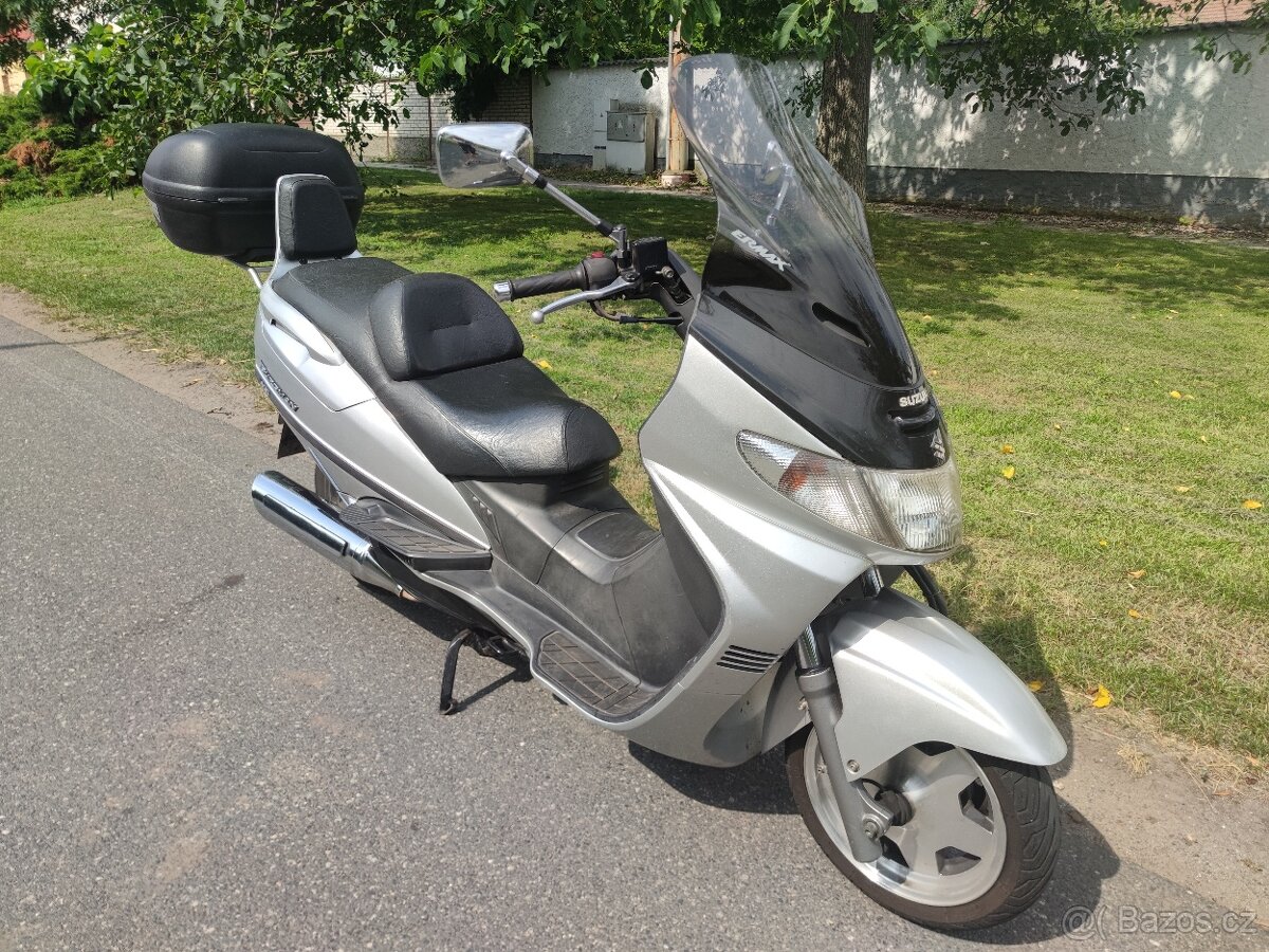 Suzuki Burgman 400 - 2