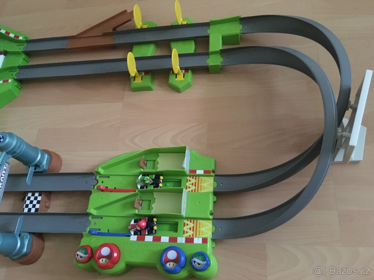 Hotwheels Mario Kart závodní okruh - 2