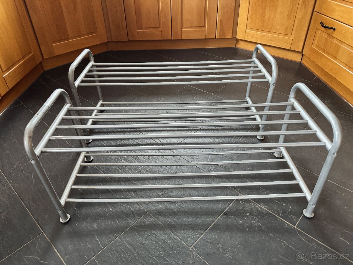 IKEA 2xbotník + 1x velký věšák + 1x malý věšák - 2