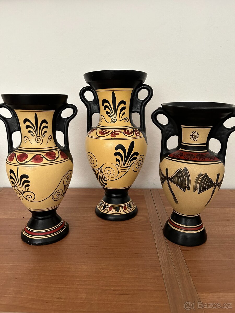 Sada řeckých amfor - 2